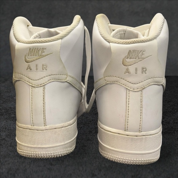 MSRP $130 Nike Air Force 1 High '07 Men's Shoes Sz 10 pre-owned Great condition - Picture 10 of 14